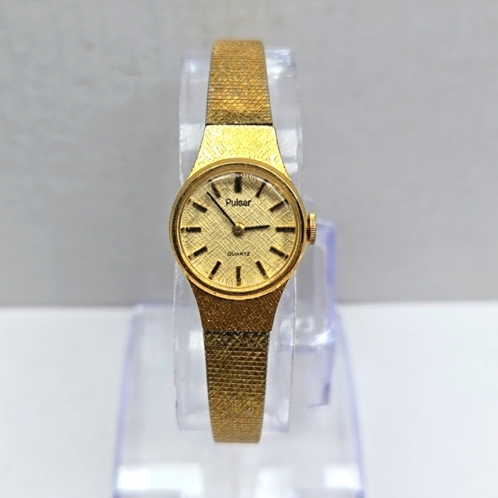 Womens Vintage Pulsar Gold Tone Quartz Watch V432-0020 New Battery